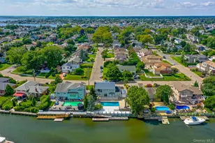 204 Bayview Ave, Massapequa, NY 11758 - Photo 27