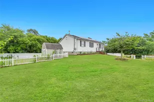 23 Hemlock Dr, Mastic Beach, NY 11951 - Photo 7