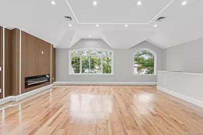 25770 145th Avenue, Rosedale, NY 11422 - Photo 5