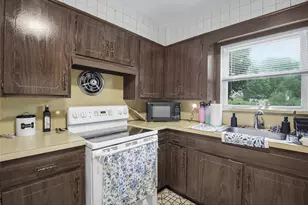 145 Arthur Ave, Thornwood, NY 10594 - Photo 15