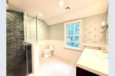 2 Saint Marks Place, Cold Spring Harbor, NY 11724 - Photo 17
