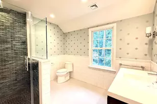 2 St Marks Pl, Cold Spring Harbor, NY 11724 - Photo 17