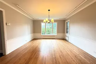 2 St Marks Pl, Cold Spring Harbor, NY 11724 - Photo 13