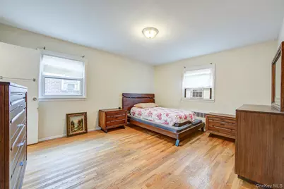 146-20 28th Avenue, Whitestone, NY 11357 - Photo 17