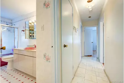 146-20 28th Avenue, Whitestone, NY 11357 - Photo 15