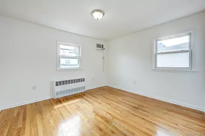 146-20 28th Avenue, Whitestone, NY 11357 - Photo 37