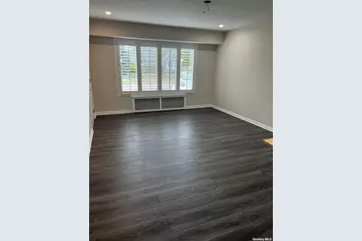 1227 Daffodil Lane, Wantagh, NY 11793 - Photo 3