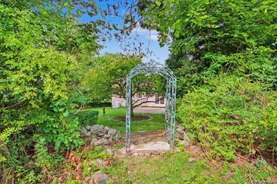 2978 Springhurst Court, Yorktown Heights, NY 10598 - Photo 43