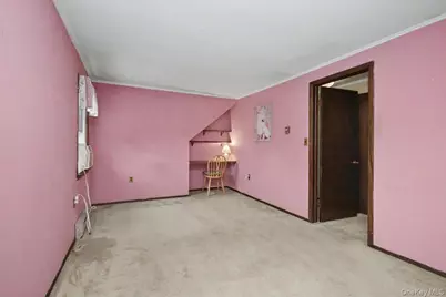 2978 Springhurst Court, Yorktown Heights, NY 10598 - Photo 19