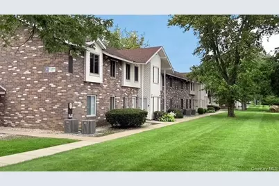 5 El Camino Court #5, Coram, NY 11727 - Photo 3