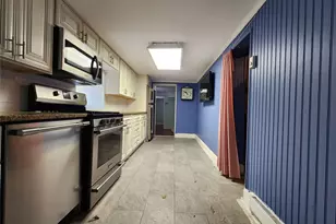 836 Revere Ave, Bronx, NY 10465 - Photo 17