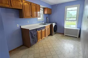 160-41 99th St, Howard Beach, NY 11414 - Photo 23