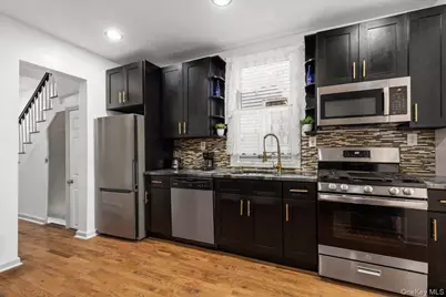 2516 Glebe Avenue, Bronx, NY 10461 - Photo 11