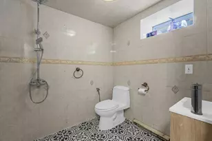 252-15 82nd Ave, Bellerose, NY 11426 - Photo 21