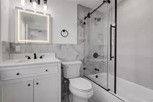 41 Chase Ln, Levittown, NY 11756 - Photo 21