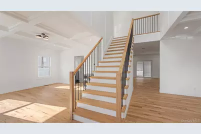 41 Chase Lane, Levittown, NY 11756 - Photo 3