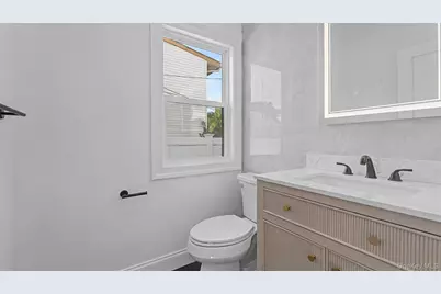 41 Chase Lane, Levittown, NY 11756 - Photo 11