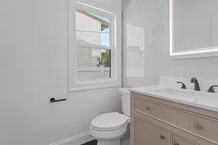 41 Chase Ln, Levittown, NY 11756 - Photo 11