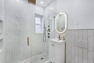251 E 46th St, Brooklyn, NY 11203 - Photo 23