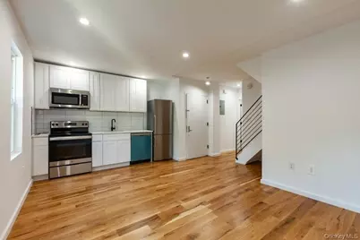 10418 89th Avenue, Richmond Hill, NY 11418 - Photo 5