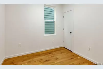 10418 89th Avenue, Richmond Hill, NY 11418 - Photo 17
