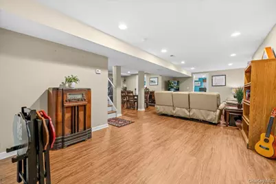 15 Robinson Avenue, Bedford Hills, NY 10507 - Photo 17