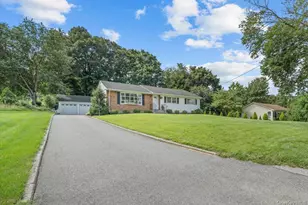 15 Robinson Ave, Bedford Hills, NY 10507 - Photo 3