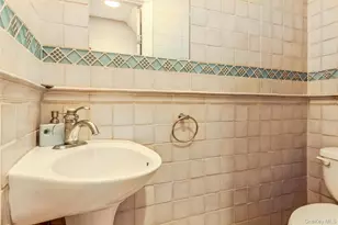 34 Archer Rd, West Hempstead, NY 11552 - Photo 19