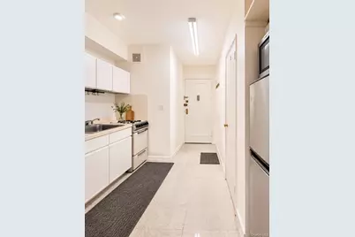 14445 Sanford Avenue #6, Flushing, NY 11355 - Photo 1