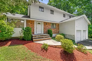 2 Peter A Beet Dr, Cortlandt Manor, NY 10567 - Photo 3