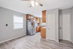 407 W Main St, Babylon, NY 11702 - Photo 17