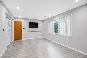 407 W Main St, Babylon, NY 11702 - Photo 13