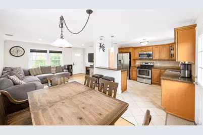 18 Hillcrest Road, Rocky Point, NY 11778 - Photo 11