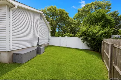 18 Hillcrest Road, Rocky Point, NY 11778 - Photo 37