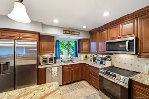 17 Jerome St, Smithtown, NY 11787 - Photo 9