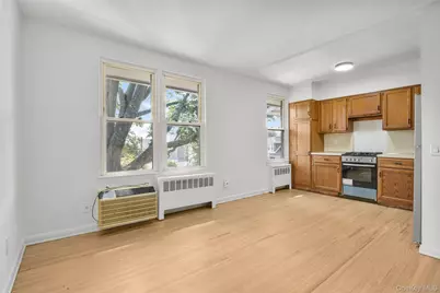 25 Trinity Place #3K, New Rochelle, NY 10805 - Photo 5
