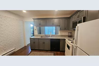 711 Sierra Vista Lane #711, Valley Cottage, NY 10989 - Photo 7
