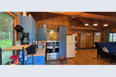 586 Lake Shore Lane, Narrowsburg, NY 12764 - Photo 9