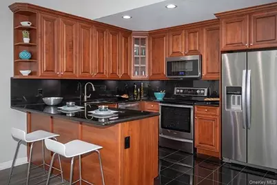 5000 Townhouse Drive #3808, Coram, NY 11727 - Photo 3