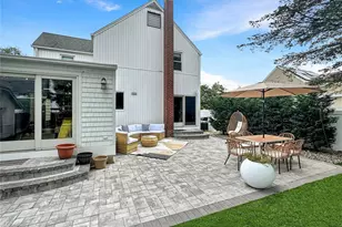 2517 Rockville Centre Pkwy, Oceanside, NY 11572 - Photo 23