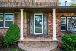 87 Wexford Dr, Oakdale, NY 11769 - Photo 5