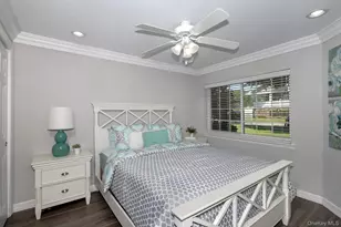5000 Townhouse Dr, Coram, NY 11727 - Photo 7