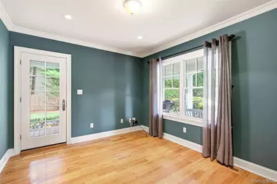65 E Rogues Path, Huntington, NY 11746 - Photo 17