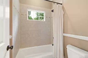 65 E Rogues Path, Huntington, NY 11746 - Photo 19