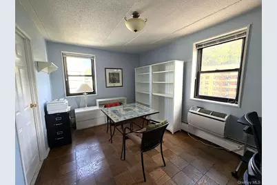 1085 Warburton Avenue #820, Yonkers, NY 10701 - Photo 21