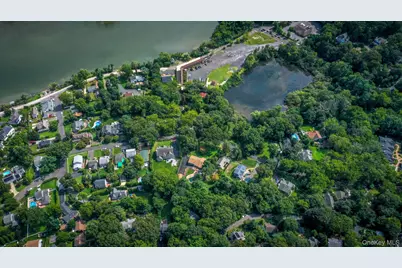 40 Lakeside Drive, Centerport, NY 11721 - Photo 15