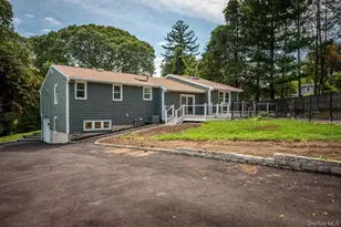 40 Lakeside Dr, Centerport, NY 11721 - Photo 7