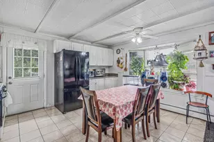 12 Robin Ln, Brentwood, NY 11717 - Photo 9