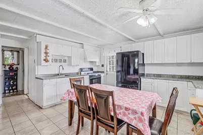 12 Robin Lane, Brentwood, NY 11717 - Photo 7