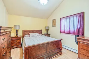 12 Robin Ln, Brentwood, NY 11717 - Photo 15
